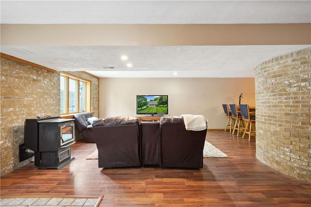 565 Leeper Rd, Green Twp, PA 15043