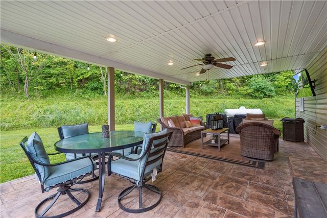 565 Leeper Rd, Green Twp, PA 15043