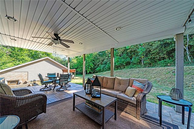 565 Leeper Rd, Green Twp, PA 15043