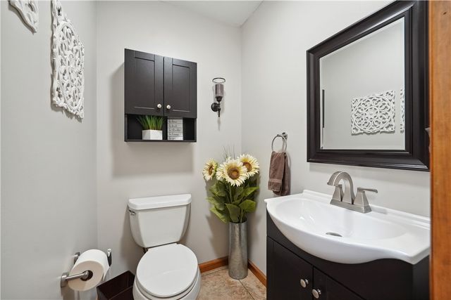 565 Leeper Rd, Green Twp, PA 15043