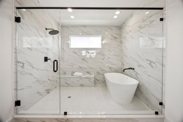 2810 Mills Street, Houston, TX 77026