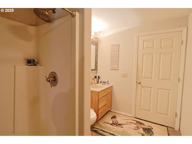 63011 ISTHMUS HEIGHTS Rd, Coos Bay, OR 97420