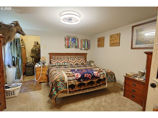 63011 ISTHMUS HEIGHTS Rd, Coos Bay, OR 97420