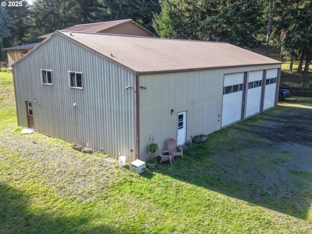 63011 ISTHMUS HEIGHTS Rd, Coos Bay, OR 97420