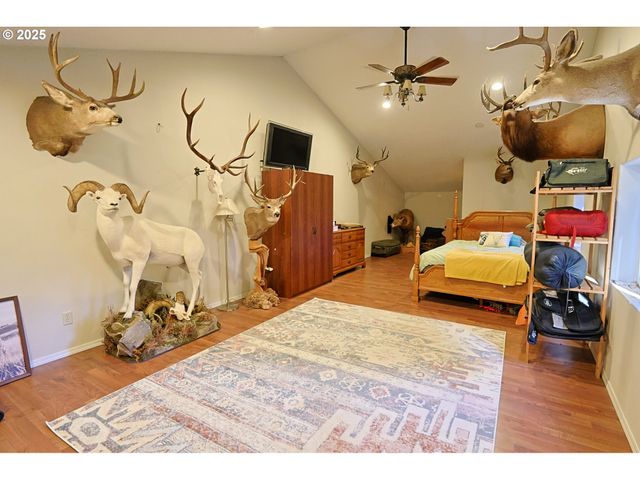 63011 ISTHMUS HEIGHTS Rd, Coos Bay, OR 97420