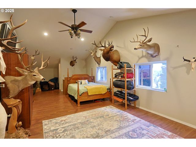 63011 ISTHMUS HEIGHTS Rd, Coos Bay, OR 97420