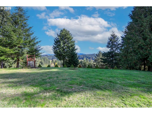 63011 ISTHMUS HEIGHTS Rd, Coos Bay, OR 97420