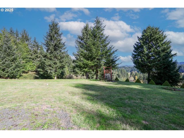 63011 ISTHMUS HEIGHTS Rd, Coos Bay, OR 97420