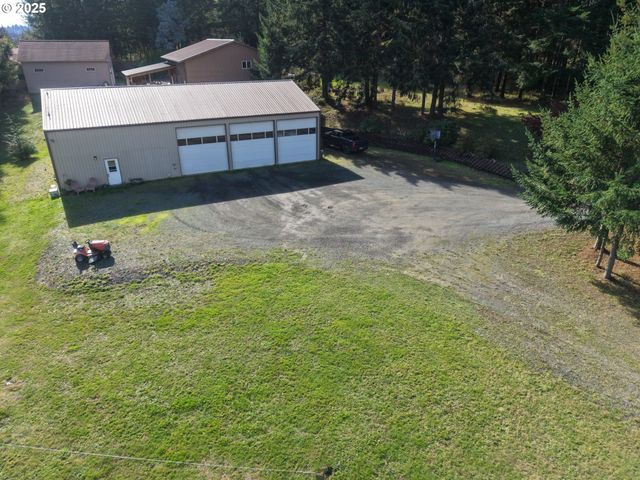63011 ISTHMUS HEIGHTS Rd, Coos Bay, OR 97420
