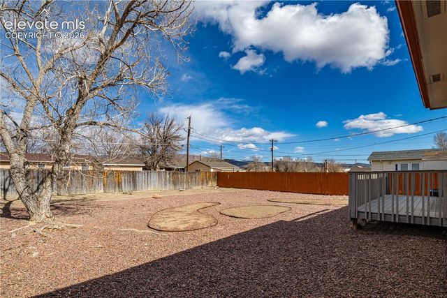 813 Meadows Avenue, Canon City, CO 81212