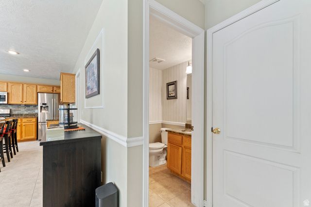 1121 OAKRIDGE PARK DR, Farmington, UT 84025