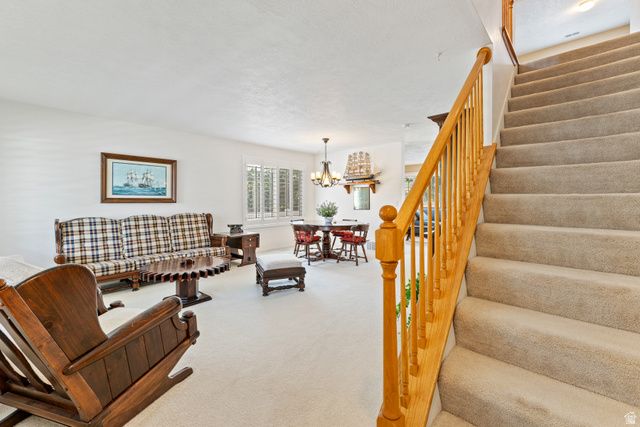 1121 OAKRIDGE PARK DR, Farmington, UT 84025