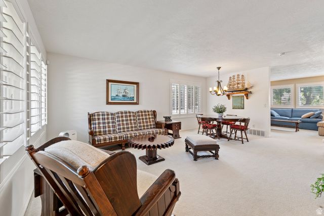 1121 OAKRIDGE PARK DR, Farmington, UT 84025