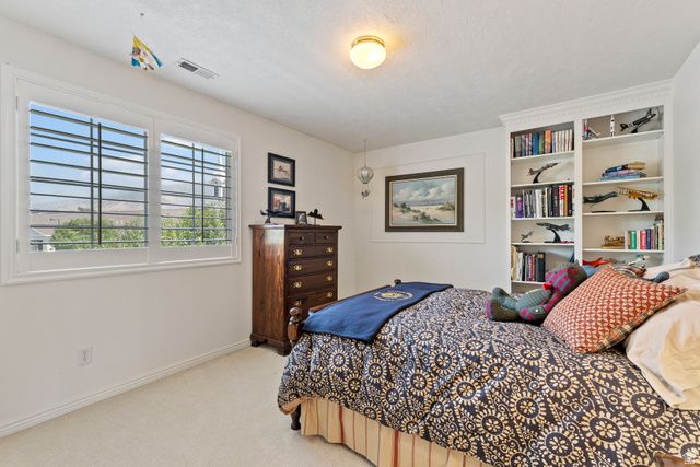 1121 OAKRIDGE PARK DR, Farmington, UT 84025