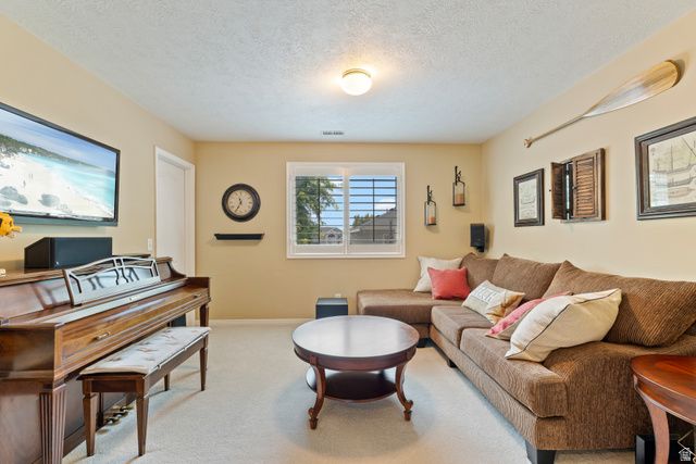 1121 OAKRIDGE PARK DR, Farmington, UT 84025