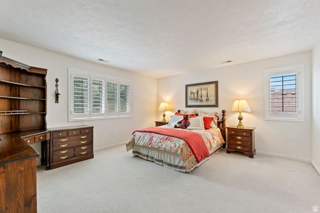 1121 OAKRIDGE PARK DR, Farmington, UT 84025