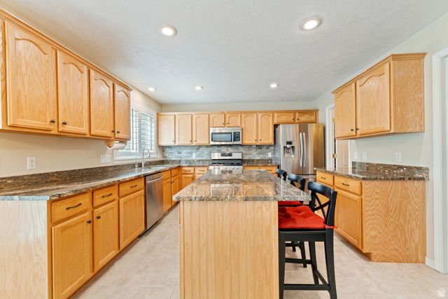 1121 OAKRIDGE PARK DR, Farmington, UT 84025