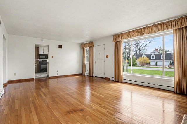 2000 Greenleaf Boulevard, Elkhart, IN 46514