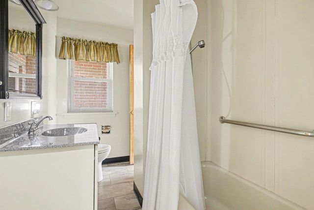 2000 Greenleaf Boulevard, Elkhart, IN 46514