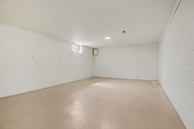 2000 Greenleaf Boulevard, Elkhart, IN 46514