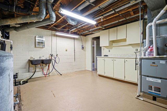 2000 Greenleaf Boulevard, Elkhart, IN 46514