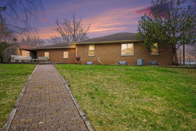 2000 Greenleaf Boulevard, Elkhart, IN 46514