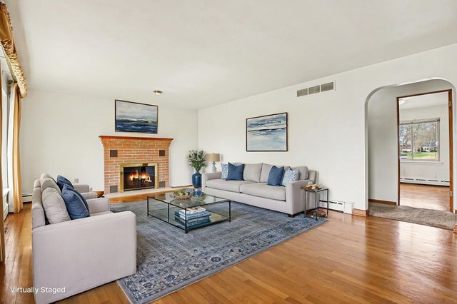 2000 Greenleaf Boulevard, Elkhart, IN 46514