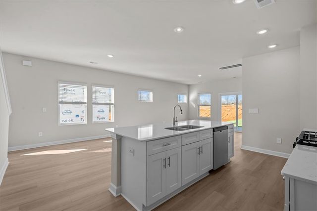 698 Cozy Bluff Road, Spartanburg, SC 29301