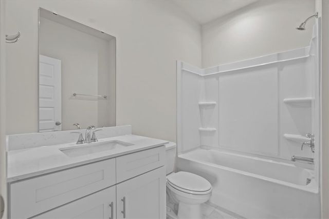 698 Cozy Bluff Road, Spartanburg, SC 29301