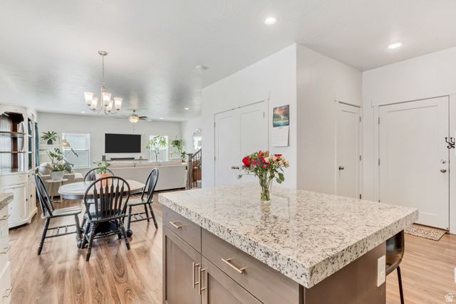 7194 N SILVER CREEK WAY, Eagle Mountain, UT 84005
