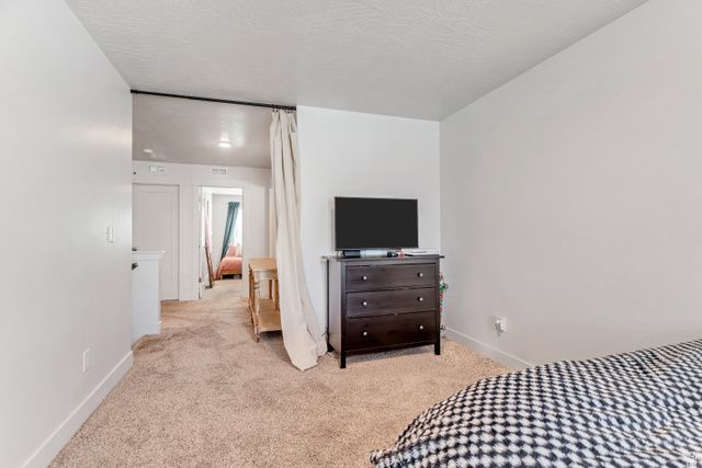 7194 N SILVER CREEK WAY, Eagle Mountain, UT 84005