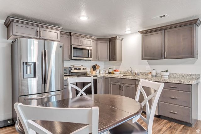 7194 N SILVER CREEK WAY, Eagle Mountain, UT 84005