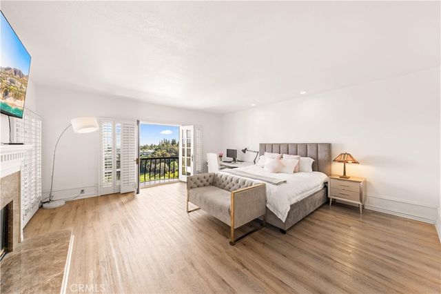 2282 Canyonback, Los Angeles, CA 90049