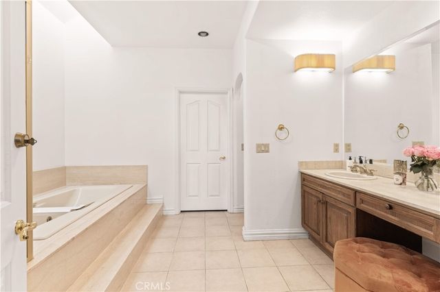2282 Canyonback, Los Angeles, CA 90049