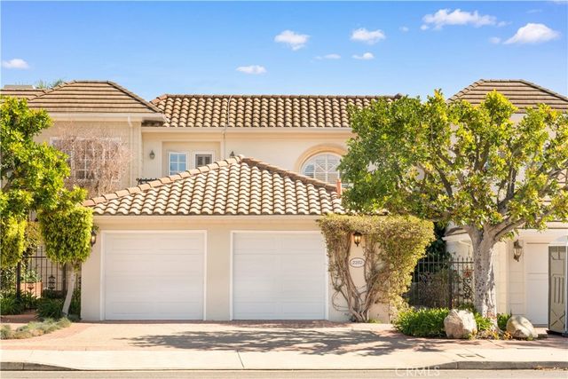 2282 Canyonback, Los Angeles, CA 90049