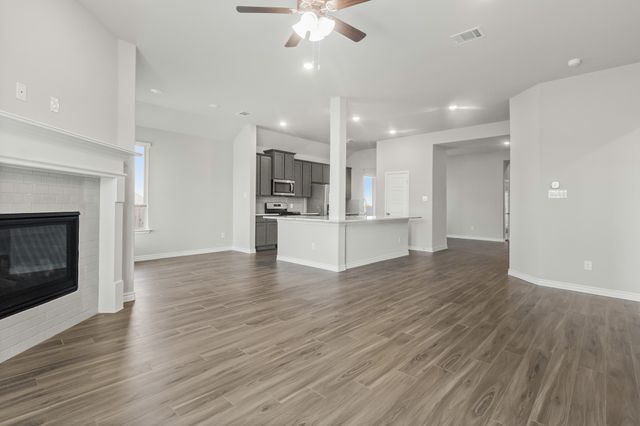 6937 Deadwood Trail, Fort Worth, TX 76036