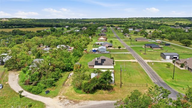 101 Hampton Lane, Springtown, TX 76082