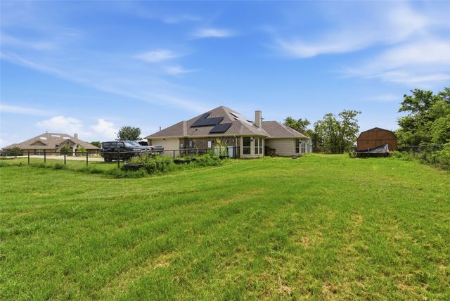 101 Hampton Lane, Springtown, TX 76082