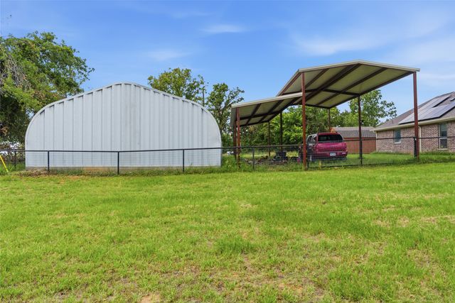 101 Hampton Lane, Springtown, TX 76082