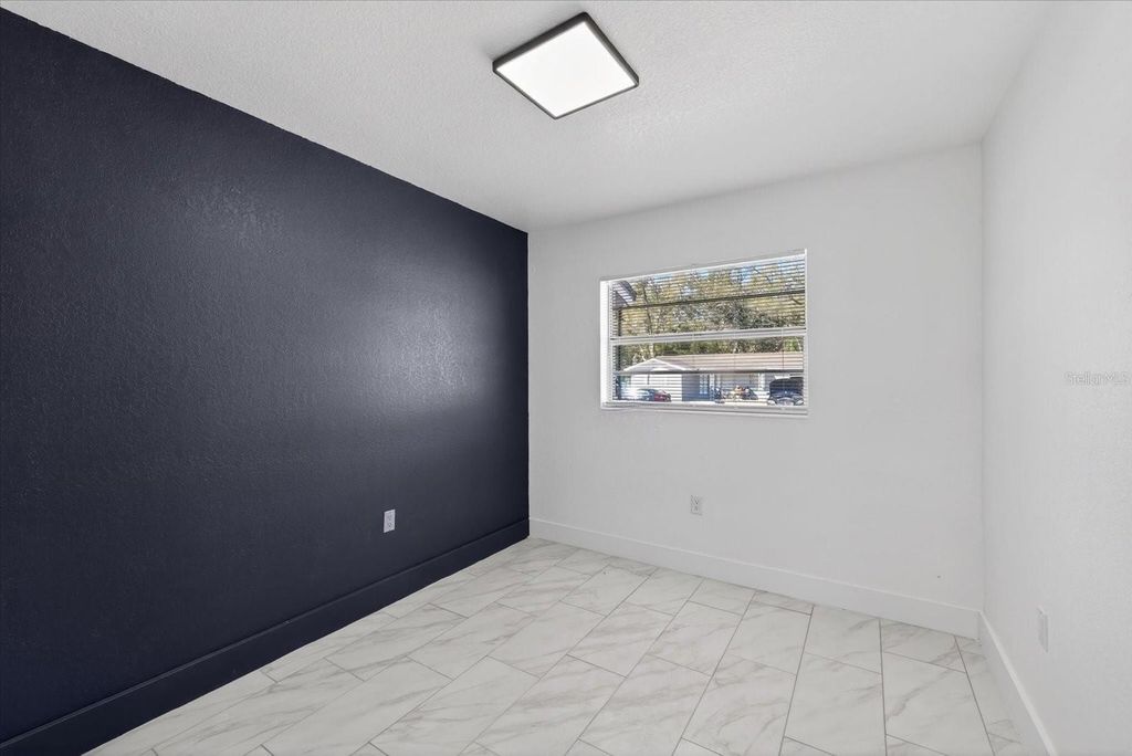 Image 15 of property listing at 8309 TUPELO DRIVE, Tampa, FL 33637