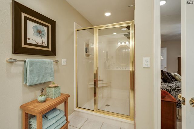 413 VAUGHN STREET, Burkburnett, TX 76354