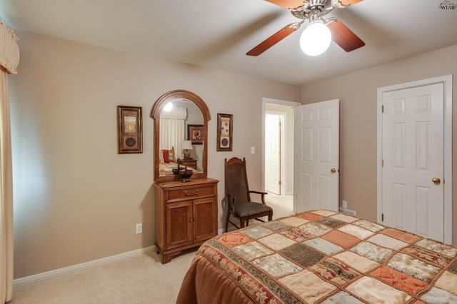 413 VAUGHN STREET, Burkburnett, TX 76354