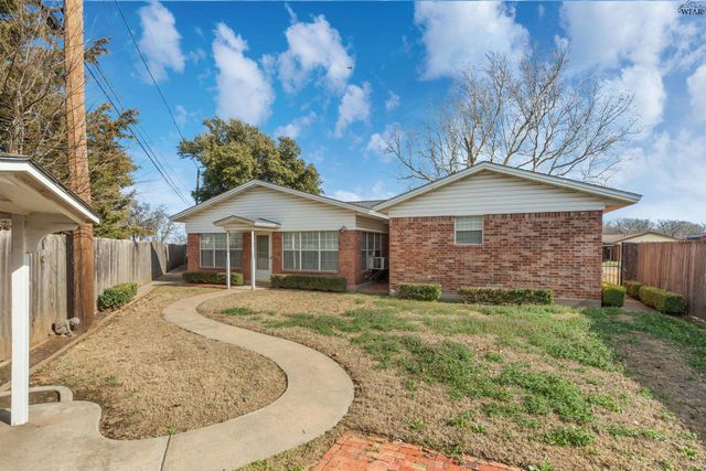 413 VAUGHN STREET, Burkburnett, TX 76354