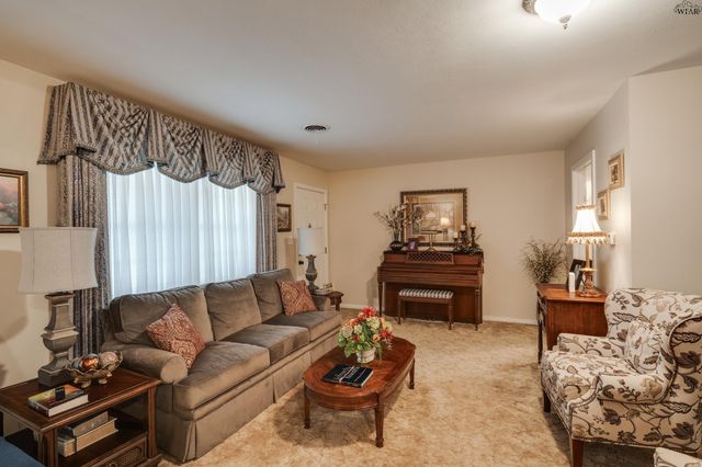 413 VAUGHN STREET, Burkburnett, TX 76354