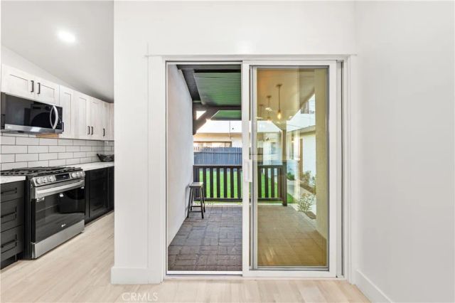 1148 Locust Avenue, Long Beach, CA 90813