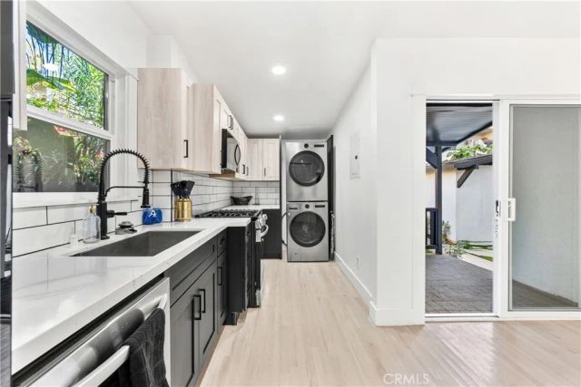 1148 Locust Avenue, Long Beach, CA 90813