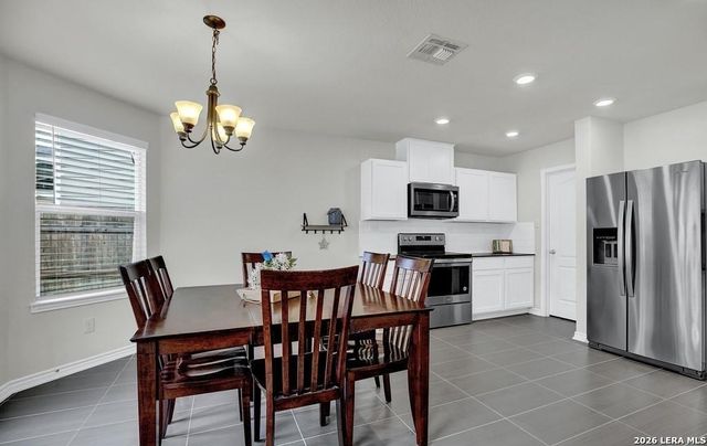 667 Anthem Ln, New Braunfels, TX 78132