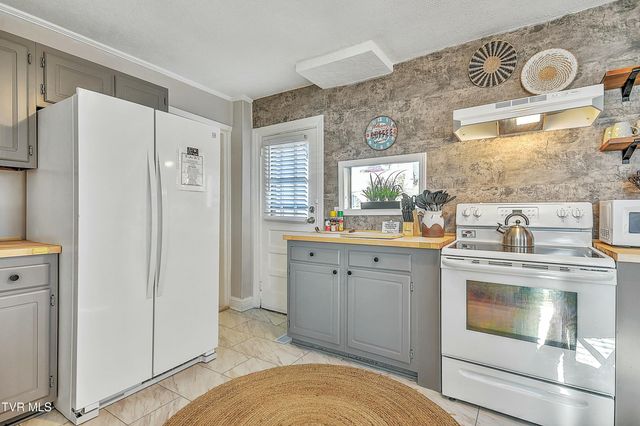 414 West Sullivan Street, Kingsport, TN 37660