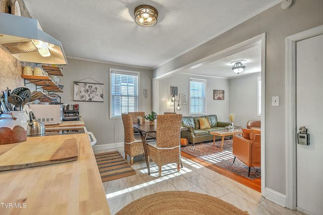 414 West Sullivan Street, Kingsport, TN 37660