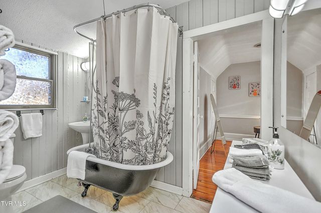 414 West Sullivan Street, Kingsport, TN 37660